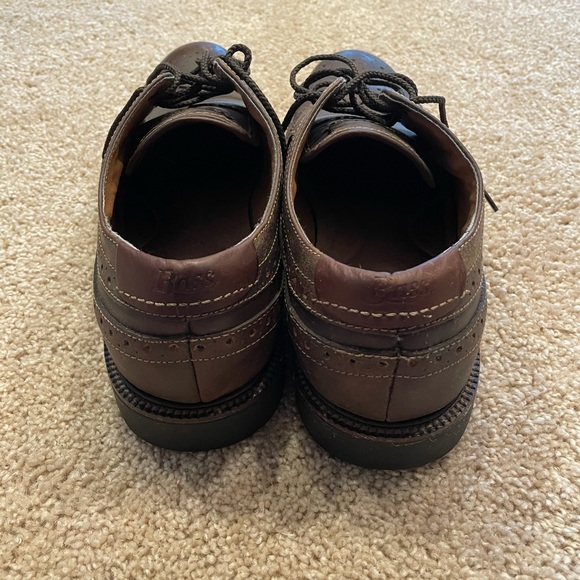 Dress shoes size 10 - Picture 2 of 5